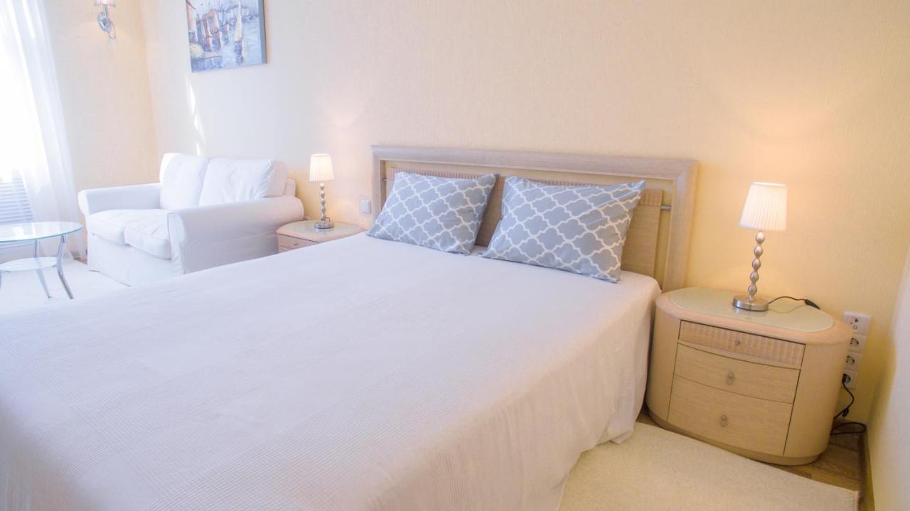 Irent.By Apartment Minsk Ngoại thất bức ảnh