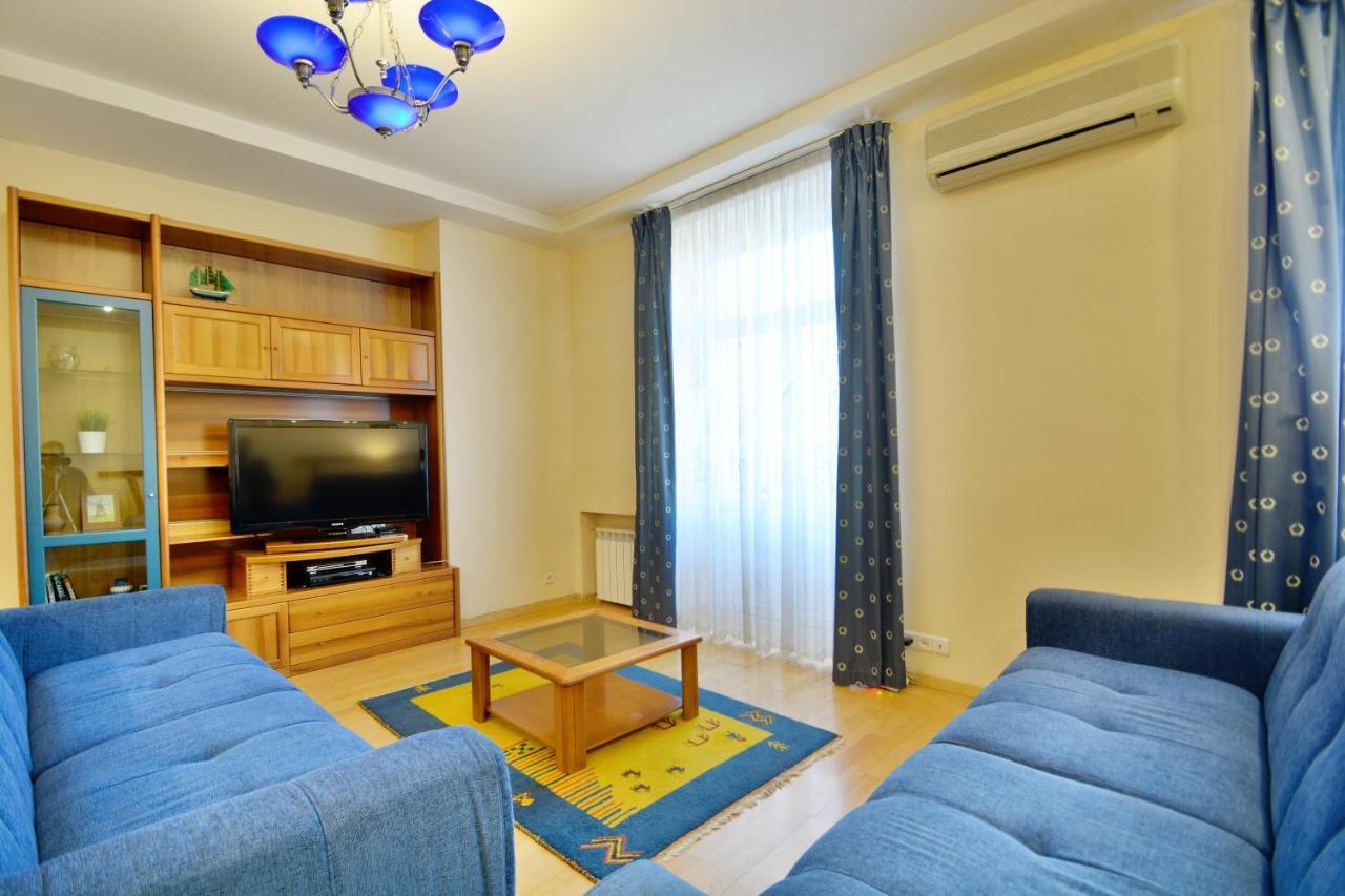 Irent.By Apartment Minsk Ngoại thất bức ảnh