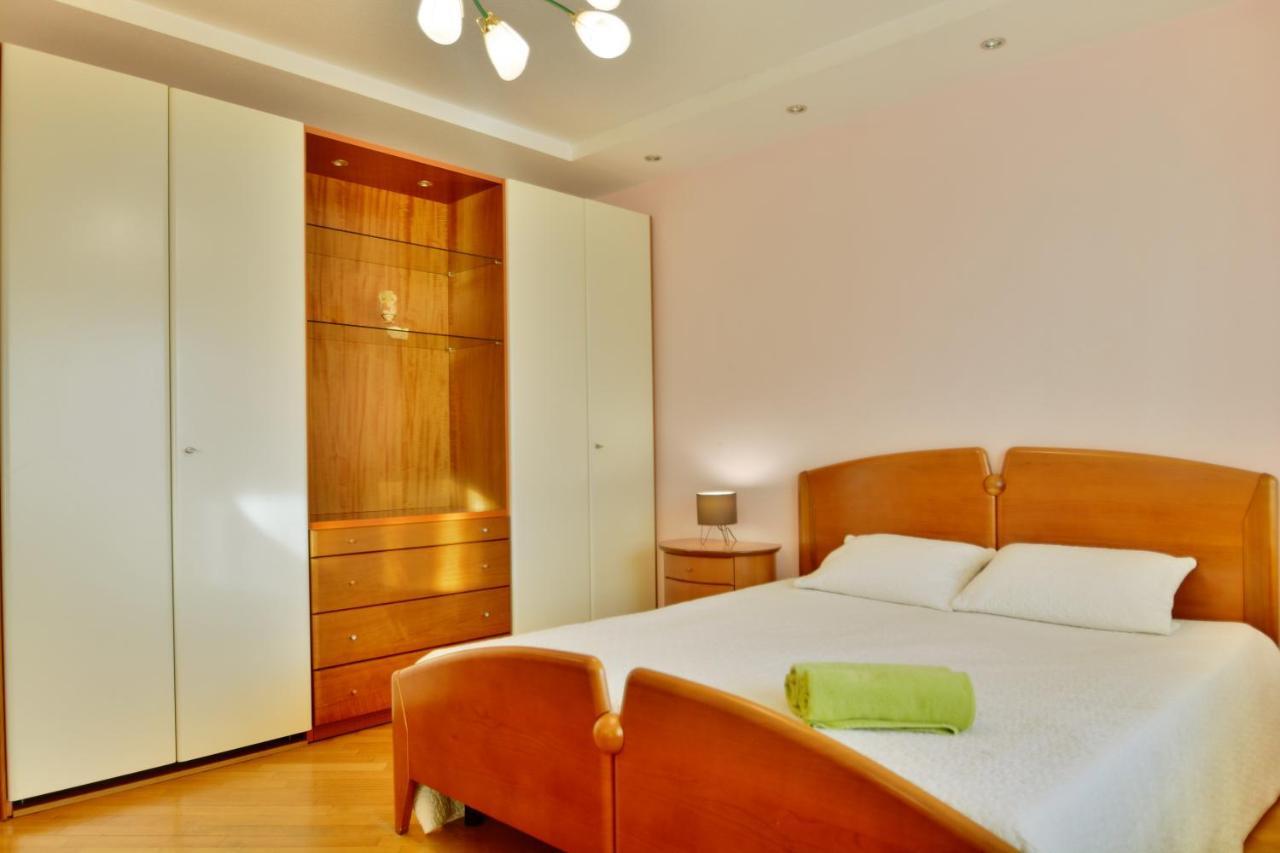 Irent.By Apartment Minsk Ngoại thất bức ảnh
